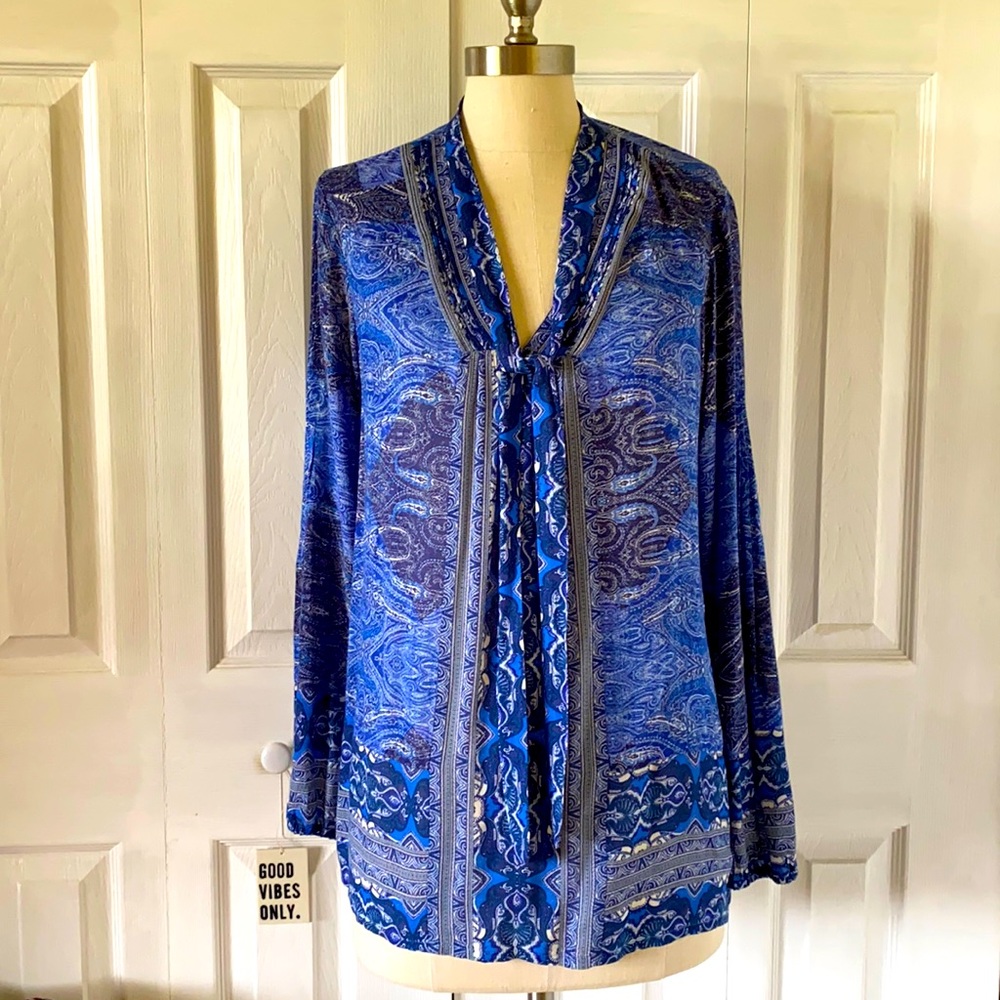 Lucky Brand blouse blue paisley size M